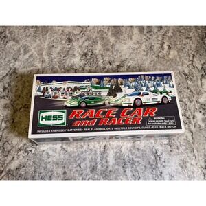 2009 Hess Race Car and Racer Toy Set with Lights and Sounds New in Box